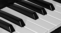 how to learn to play piano at home-keyboard syth keys